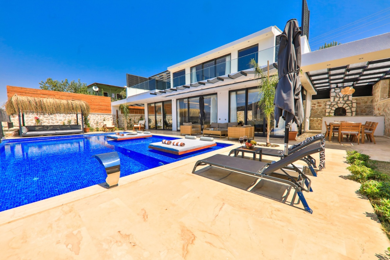 Villa Glorious 2